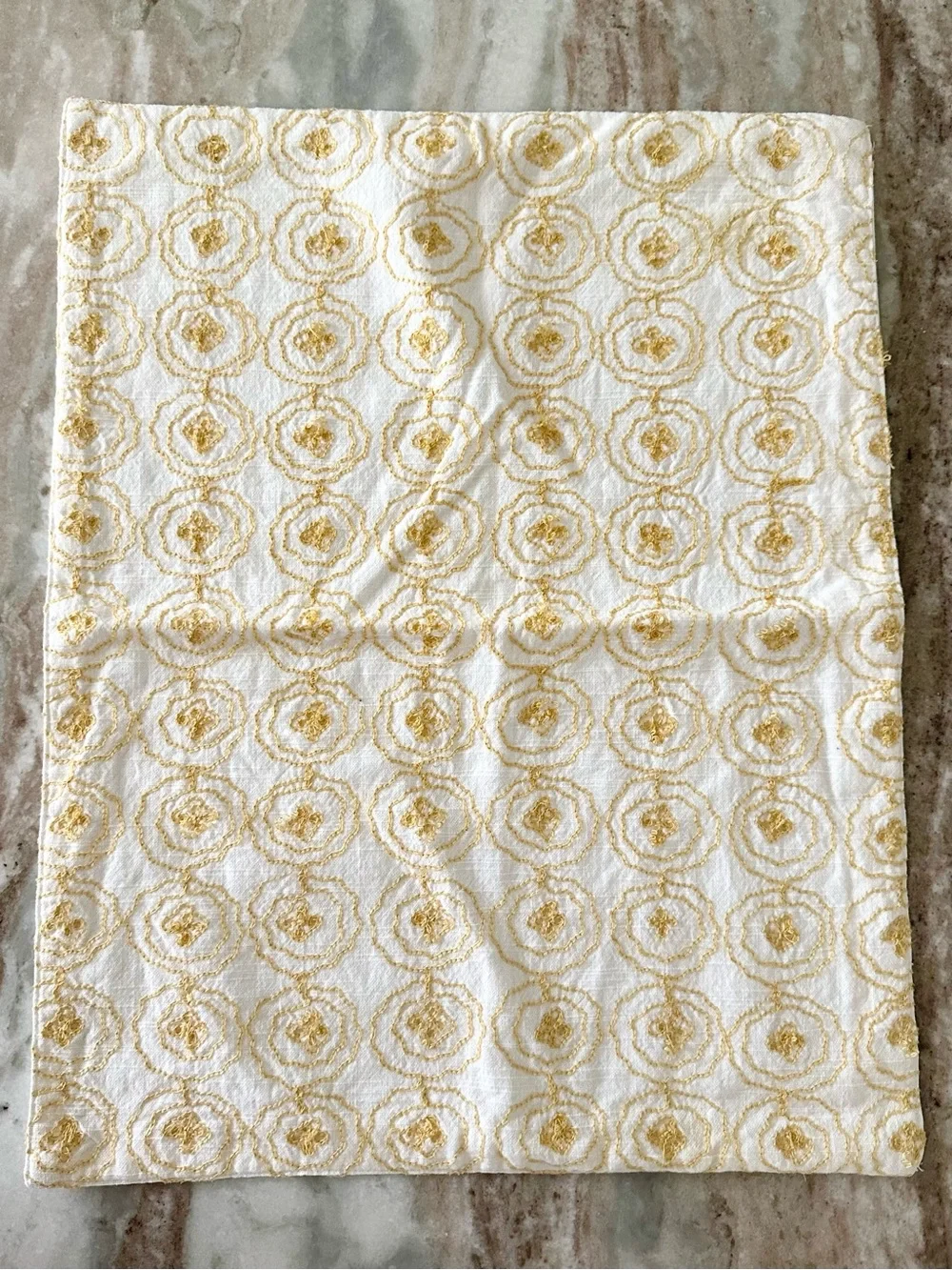 Set of 4 Floral Cloth Embroidered Placemats in Yellow & White